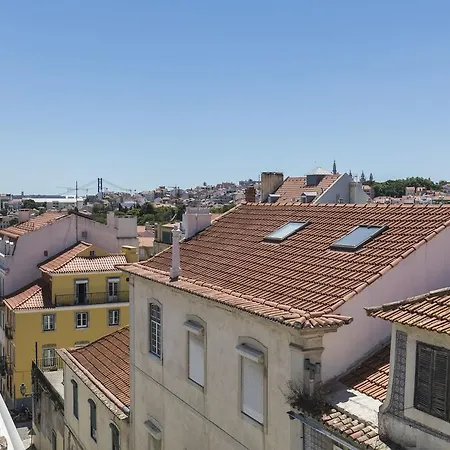 Lovelystay - Olive In Principe Real Apartment Lisbon