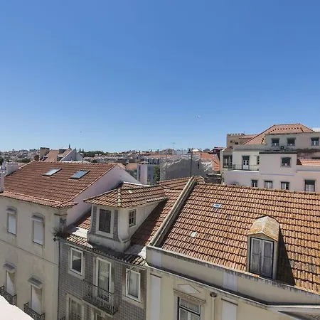 Lovelystay - Olive In Principe Real Apartment